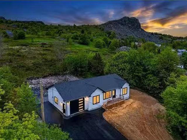 137 Main Road, Upper Island Cove, NL, A0A 4E0 house for sale.