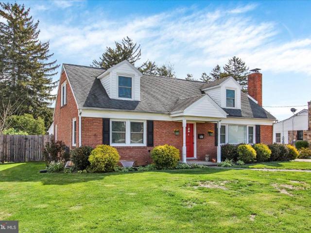 137 N Stephen Place