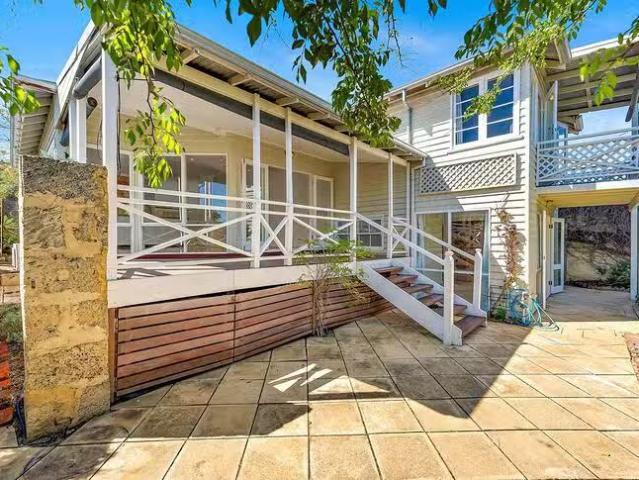 137 Solomon Street, Beaconsfield, WA 6162