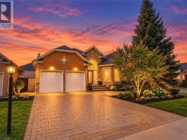 137 Pinehill Drive, Stoney Creek, ON, L0R 1P0 house for sale | Listing ID 40868 | Royal LePage