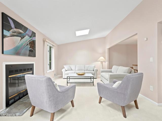 137 Redpine Loop