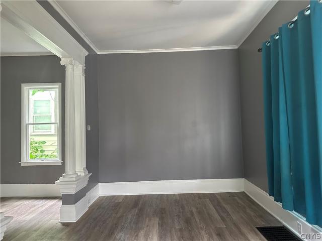 137 W Schuyler Street