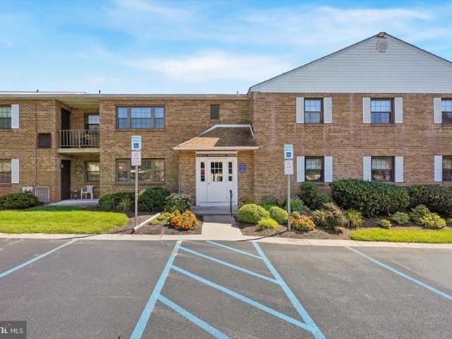 137 Woodstream Dr Unit 137, West Norriton, PA 19403