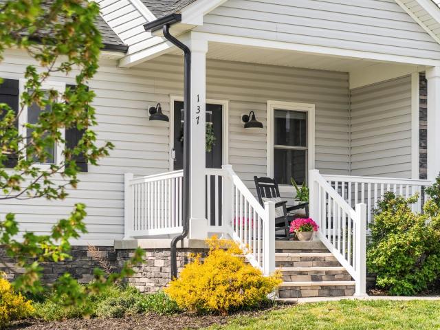 137 Tomasville Dr, Waynesboro, VA 22980 | MLS #675885