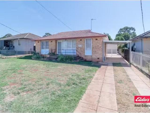 137 Yaruga Street, Dubbo House for rent Listed by Property Ma.