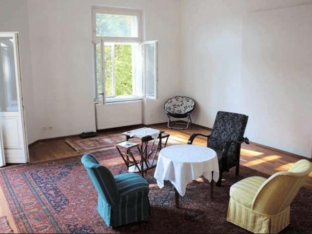 137m2 große 3er WG Wohnung in 8010 neben Stadtpark und Uni mit Balkon und 2 Badezimmern