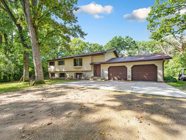 13850 Fox Lake Trail