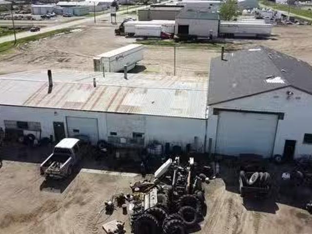 1385 Chaplin Street W, Swift Current, SK, S9H 0H1 commercial.