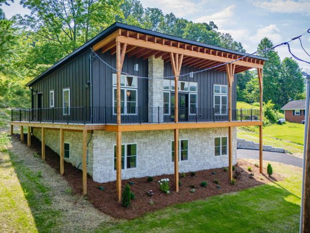 1385 Gap Creek Road