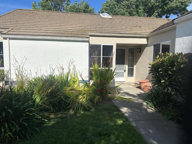1385 Kelly Park Circle