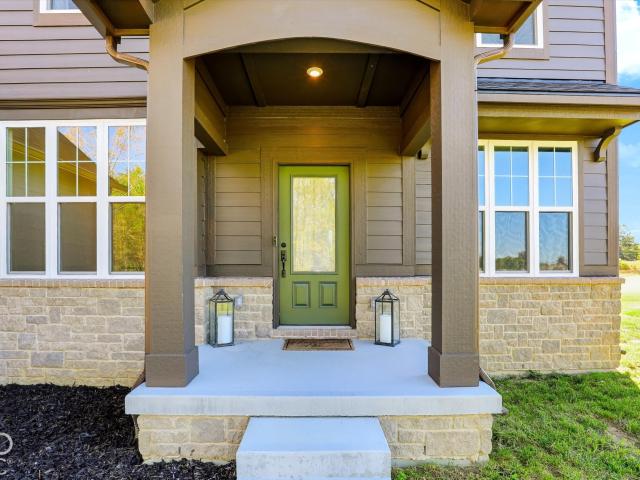 1385 S County Road 1100 E