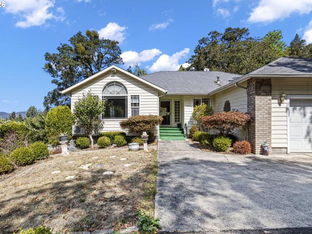 1385 se laurel ct