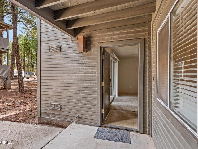 1385 w university avenue # 122