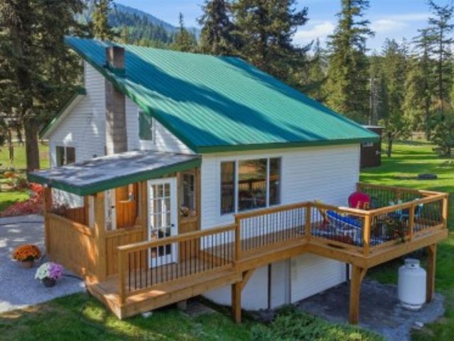 1385 6 Highway, Cherryville, BC, V0E 2G1 house for sale | Listing ID 10401 | Royal LePage
