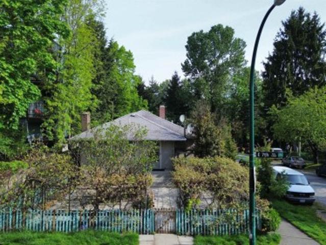 1385 7Th Avenue E, Vancouver, BC, V5N 1R6 house for sale | Listing ID R3119 | Royal LePage
