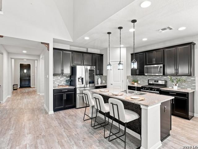 13871 Tribeca