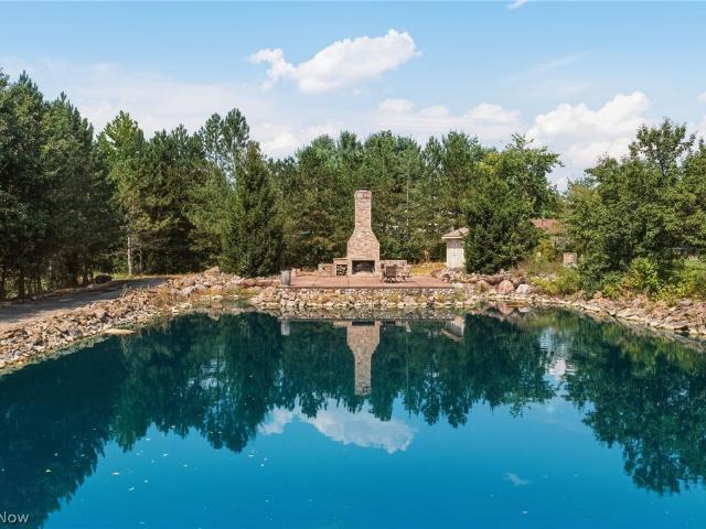 1387 Nesbitt Road