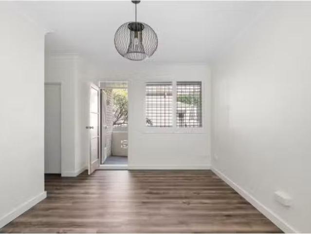 1/387 New Canterbury Road, Dulwich Hill Apartment for rent Li.