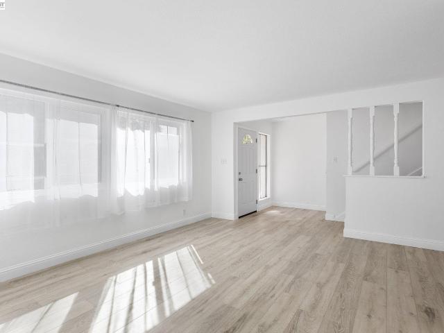 1387 Del Rio Cir B