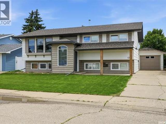 1388 Prince Crescent, Moose Jaw, SK, S6H 6E5 house for sale | Listing ID SK040185 | Royal LePage