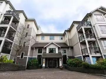 13897 Fraser Highway, Surrey, BC, V3T 4E6 Single Family Prop.