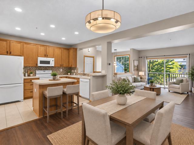 1389 th Avenue N