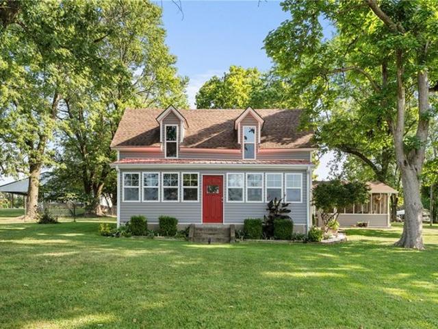 1380 Main St, Gentry, AR 72734