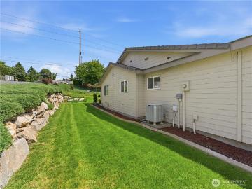 1380 Eastmont Avenue # 1301