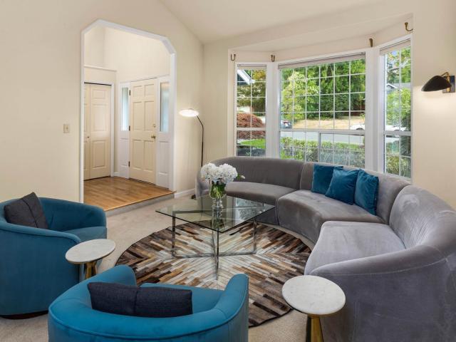 13815 th Place NE, Redmond, US, WA