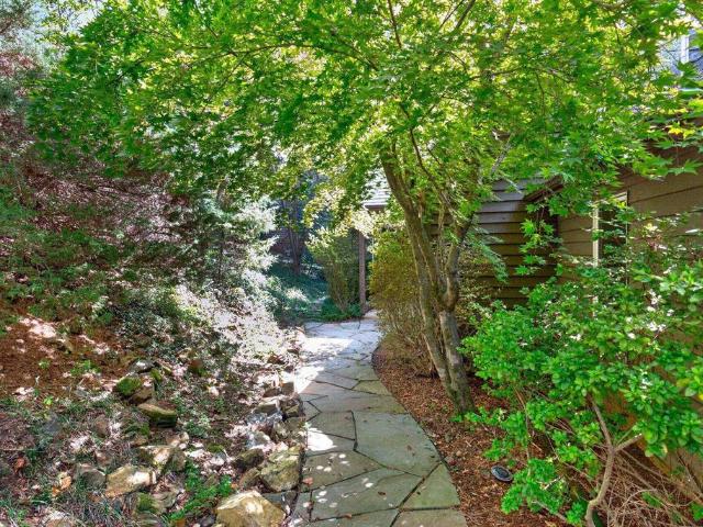 1381 Gristmill Dr