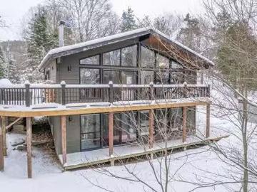1381Z 1383Z Rue Trudel, Mont Tremblant, QC, J8E 2L4 house.