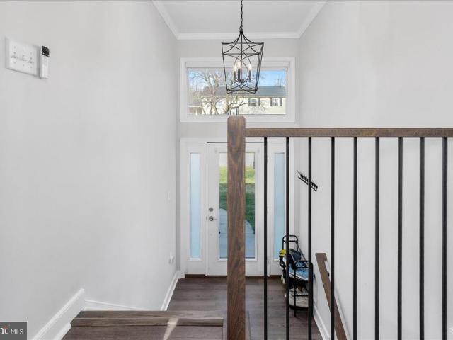 13825 Woodland Heights Drive