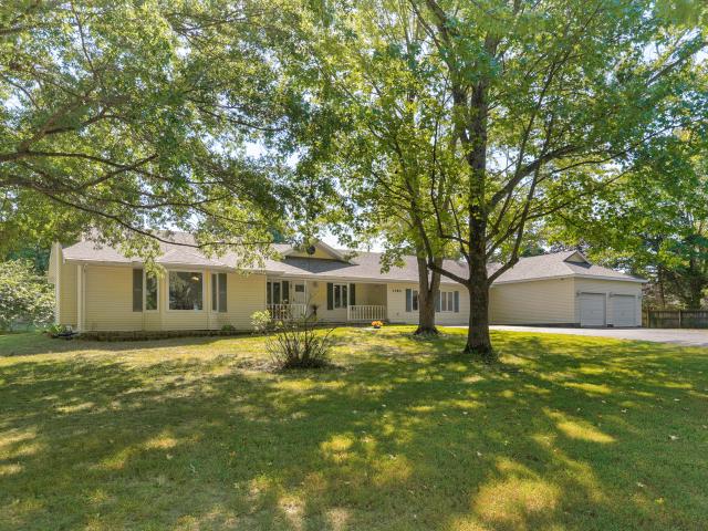 1382 Emerald Hills Drive