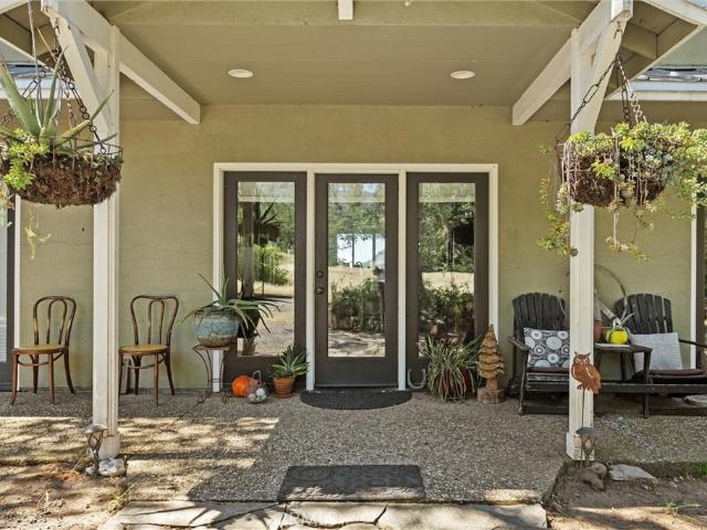 13833 Centerville