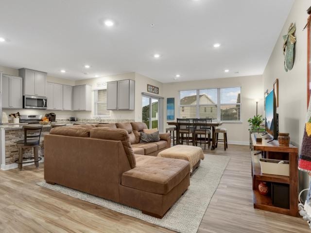 13832 Kaylemore Trail