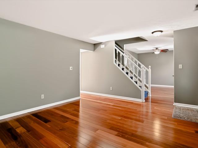 13835 Brightwater