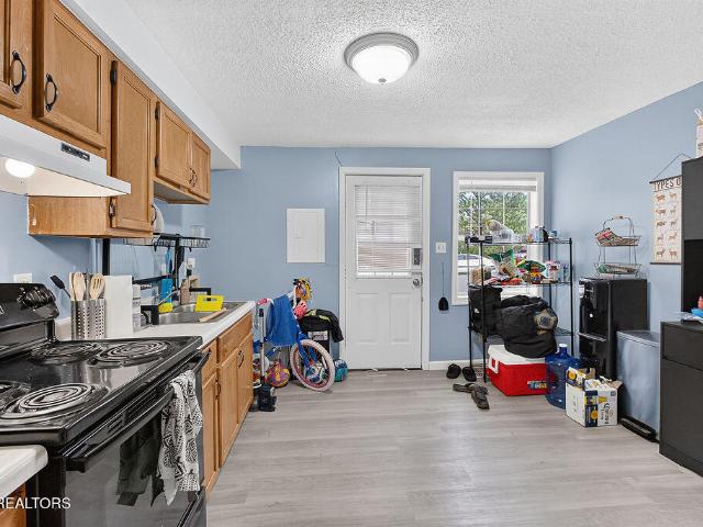 138 144 Latimer Rd