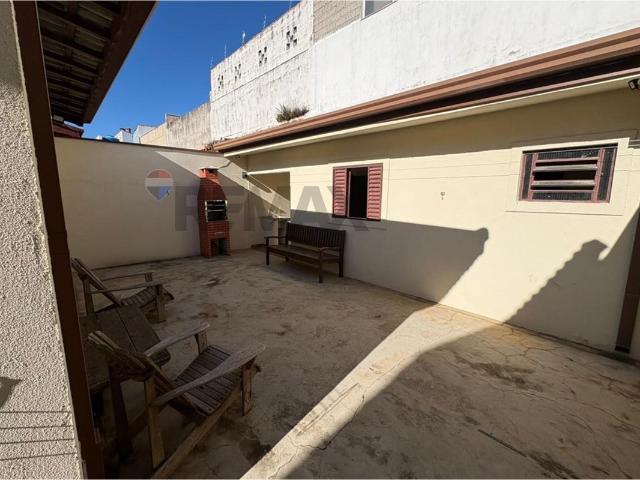 138 Área Útil Casa Alugar, 3 Dormitórios localizado em Rua Carlos de Campos, 382, Jardim São José, Bragança Paulista, São Paulo, 12916220 | Brasil