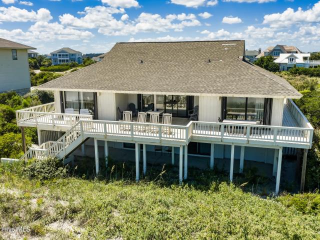 138 Beach Road S