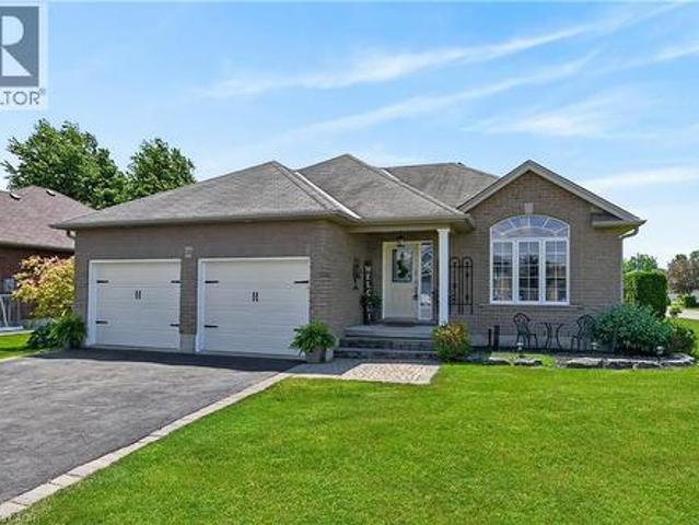 138 Galinee Trail, Port Dover, ON, N0A 1N9 house for sale | Listing ID 40846 | Royal LePage