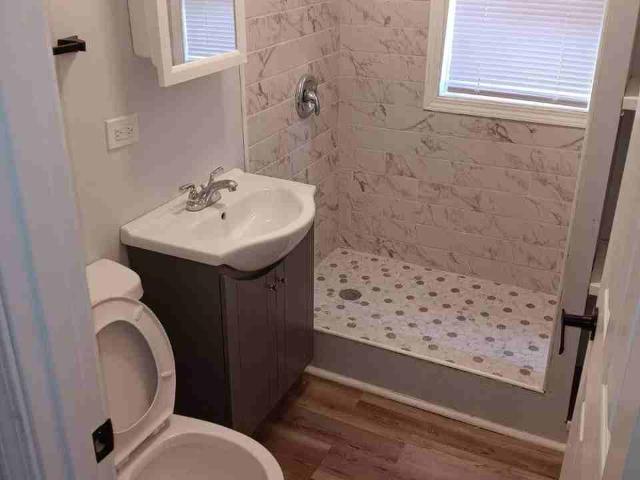 138 E. 155th Street 2 Bedroom Apartment for Rent at 138 E 155th St, Harvey, IL 60426