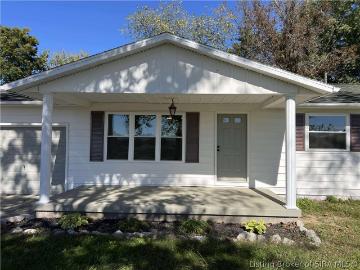 138 E Lovers Lane