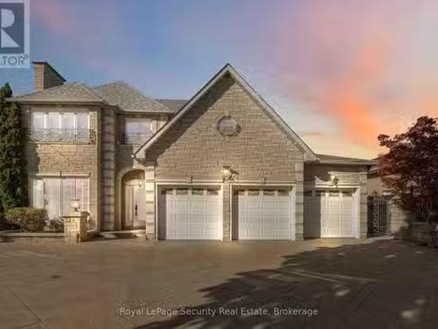 138 Elgin Mills Road W, Richmond Hill, ON, L4C 4M2 house for.