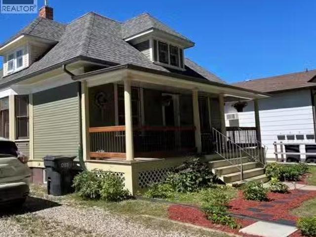 138 First Avenue N, Yorkton, SK, S3N 1J8 house for sale Lis.