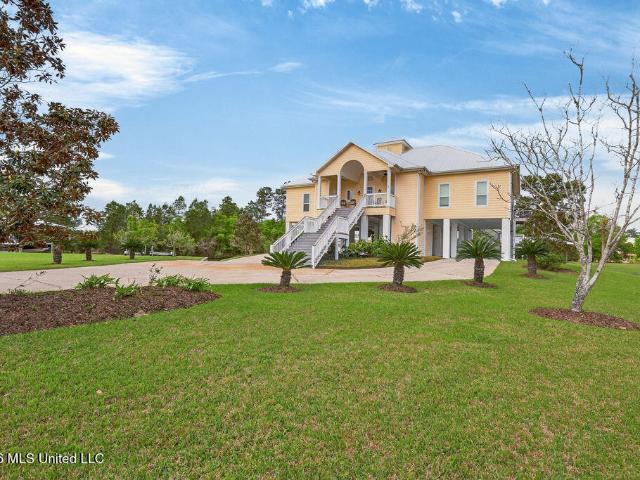 138 Hanakealoha Place