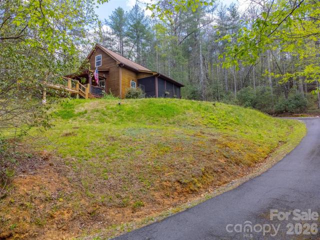 138 Hubbell Lane