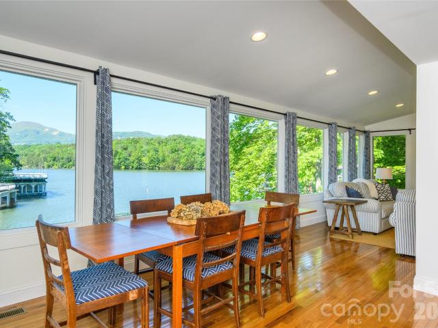 138 Hummingbird Cove