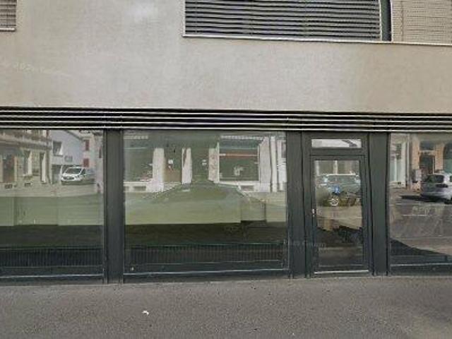 138 m2 apartment for rent in Biel