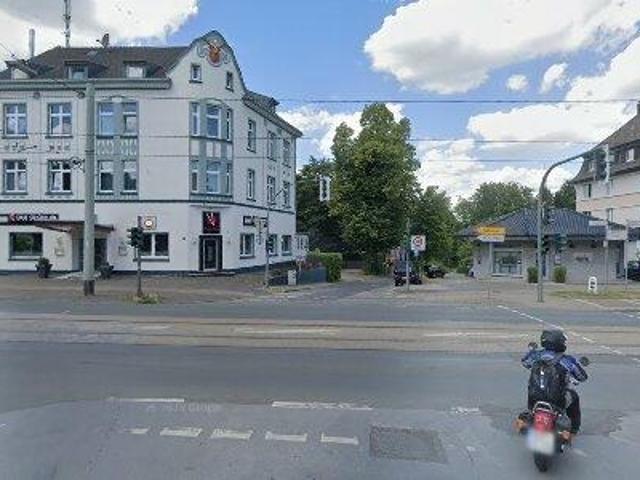 138 m2 apartment for rent in Bochum