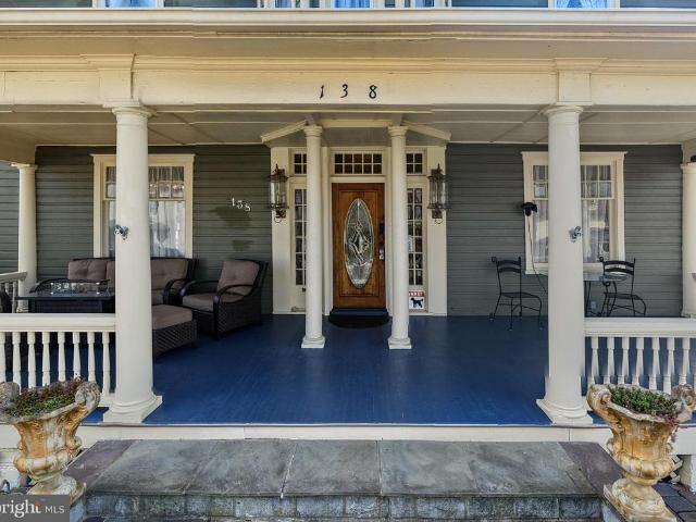 138 main st e